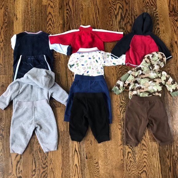 [SOLD] Boys 3-6 Month Winter and Fall Bundle 38 Pi - Picture 6 of 7